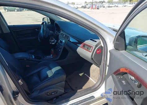 2007 Volvo S80 3.2 from USA, damaged, VIN YV1AS982271033377